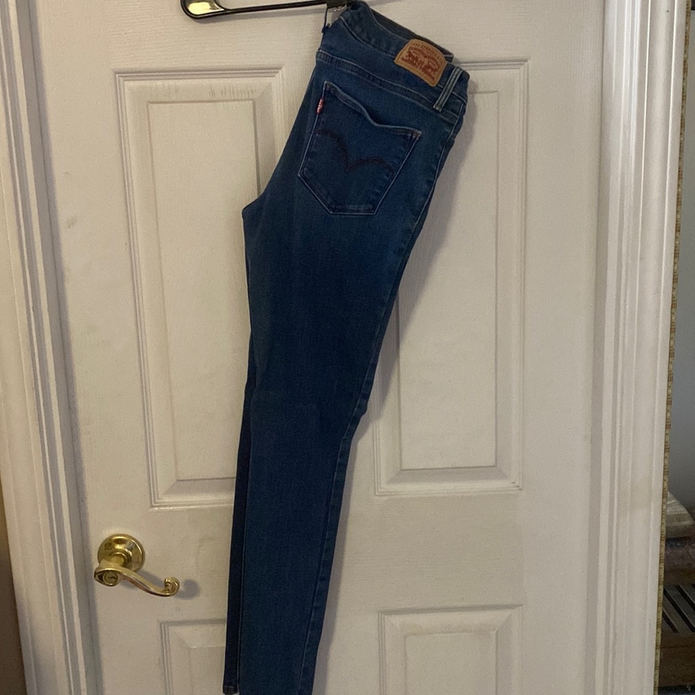 Levi’s Slimming Skinny, size: 29